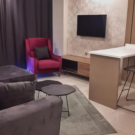 Ege Birlik מלון קוסדסי