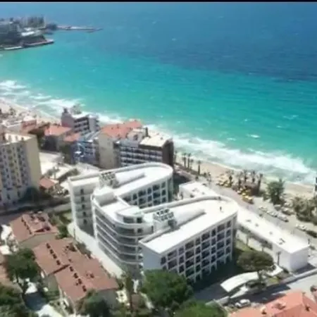 מלון Ege Birlik 4*